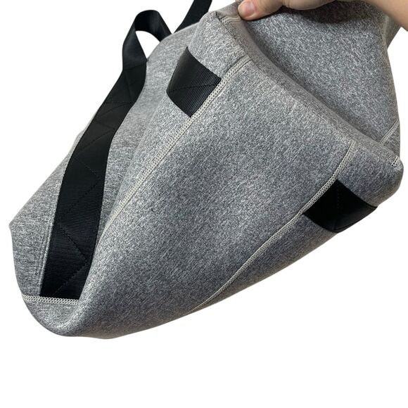 Aimee Kestenberg Capri Tote Bag Large Gray Black Neoprene Travel Shoulder Zip - Picture 5 of 12